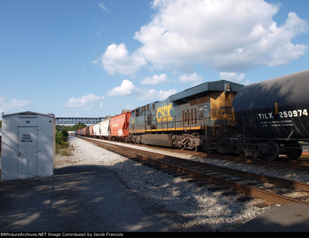 CSX 704